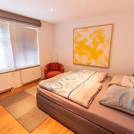 Designer Unterkunft In 15. Jahrhundert Altbau 75 M² Fuer Max. 4 Personen Lägenhet Eltville am Rhein Exteriör bild