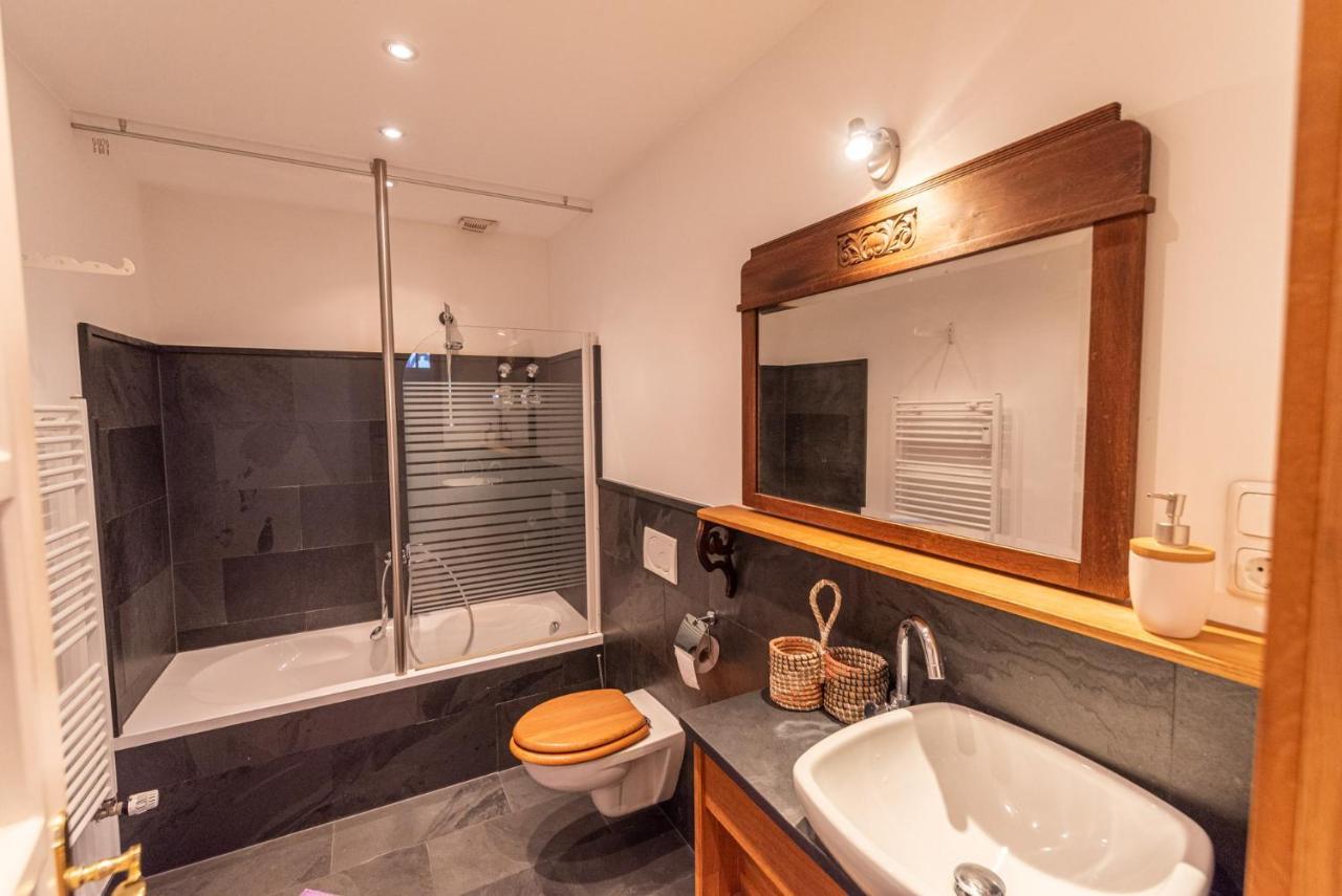 Designer Unterkunft In 15. Jahrhundert Altbau 75 M² Fuer Max. 4 Personen Lägenhet Eltville am Rhein Exteriör bild