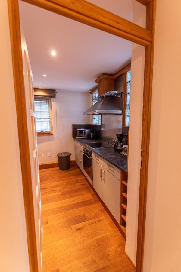 Designer Unterkunft In 15. Jahrhundert Altbau 75 M² Fuer Max. 4 Personen Lägenhet Eltville am Rhein Exteriör bild