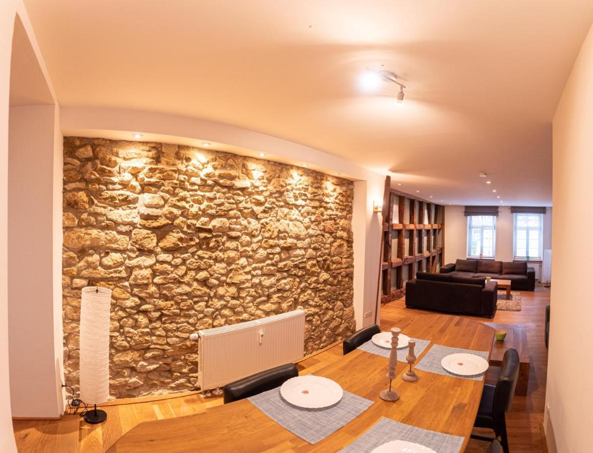 Designer Unterkunft In 15. Jahrhundert Altbau 75 M² Fuer Max. 4 Personen Lägenhet Eltville am Rhein Exteriör bild